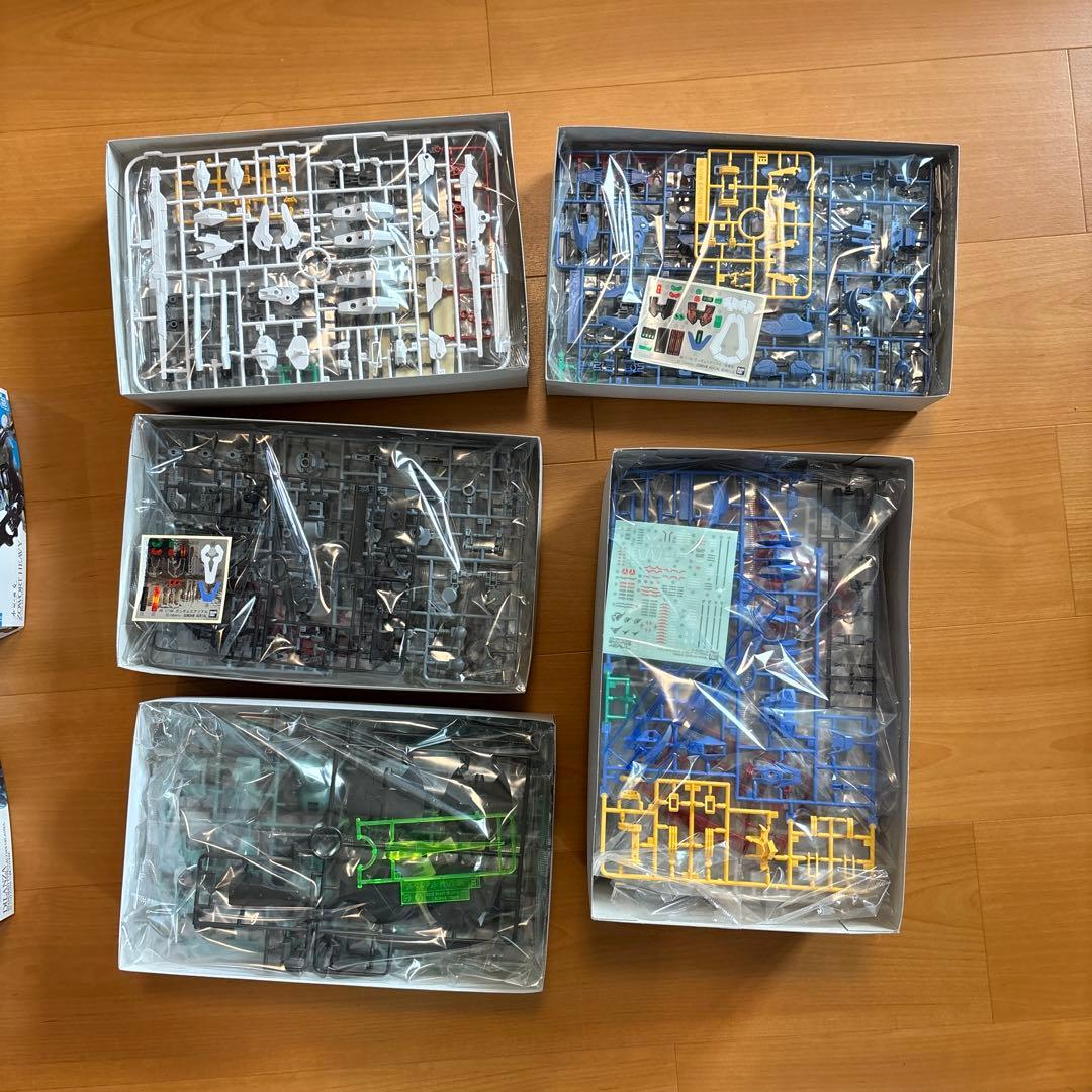 プラモデル　1/100 ガンダムエアリアル その他含め5個セット