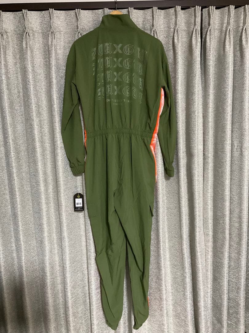 zumba正規品　タグ付き　オールインワン　ジーナ　ジャンプスーツ