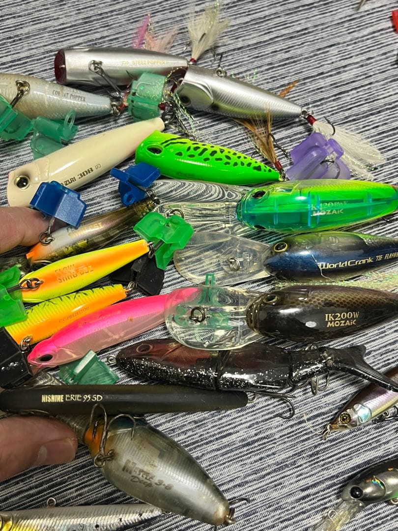 バス釣り引退☆早い者勝ち☆激安☆バス釣り引退☆人気☆ルアー色々☆大量☆投げ売り☆