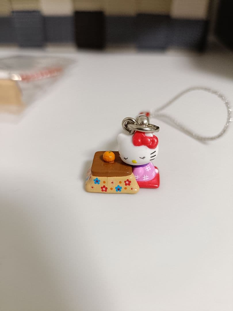 ハローキティ こたつ ストラップ 20個限定