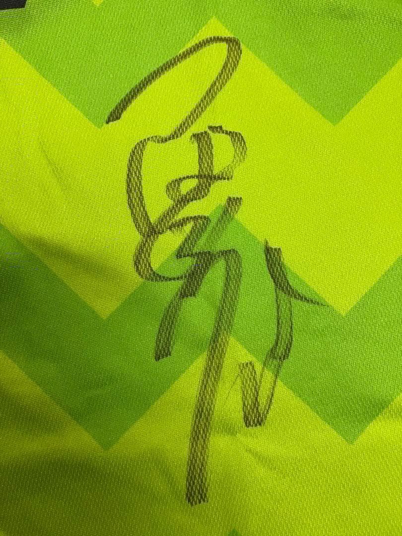 つば九郎　直筆サイン　ユニフォーム　レプリカ　東京ヤクルトスワローズ　クルー