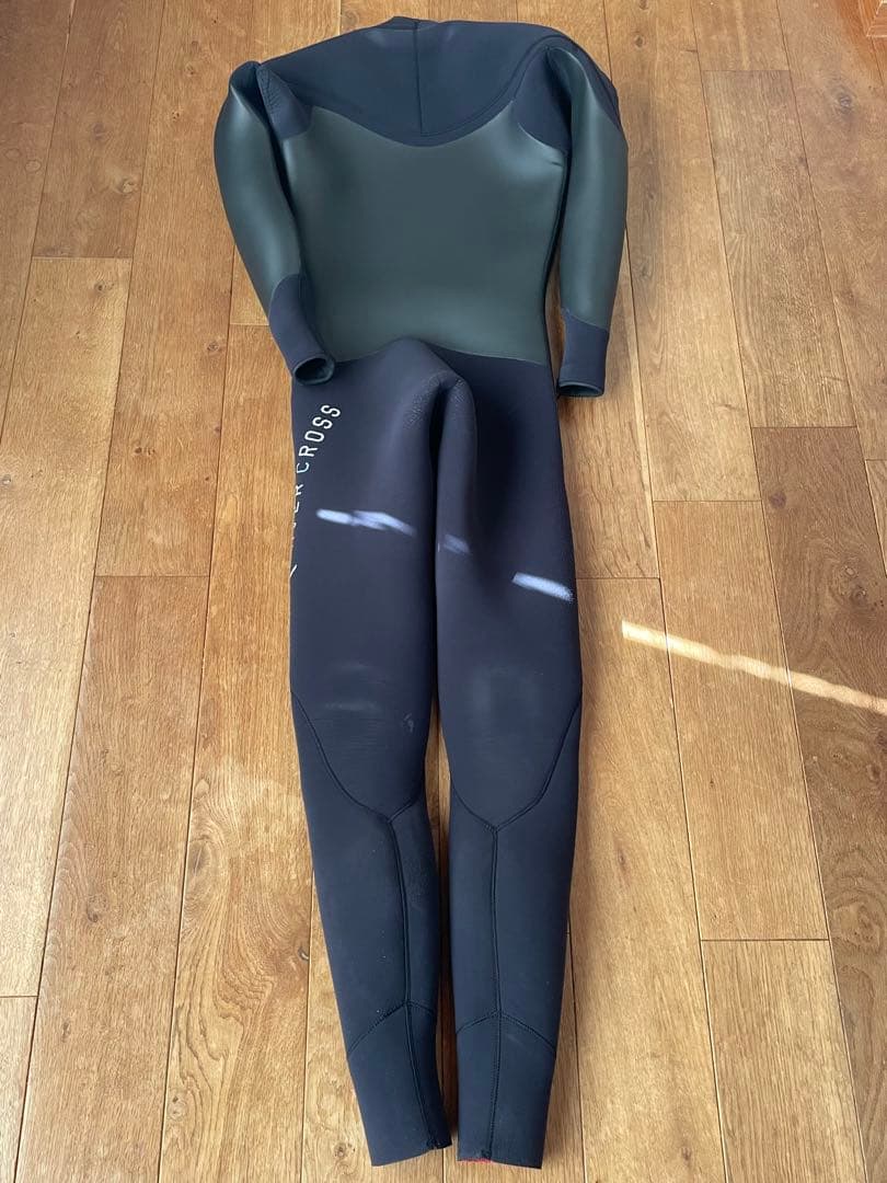 ウェットスーツ　セミドライ　セイバークロス