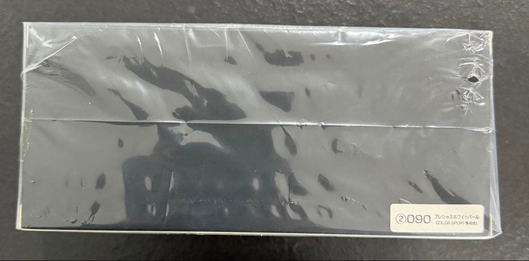 トヨタ ランドクルーザー300 カラーサンプル　ホワイトパール