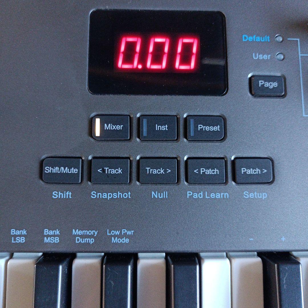 Nektar IMPACT LX49+ シンセサイザー