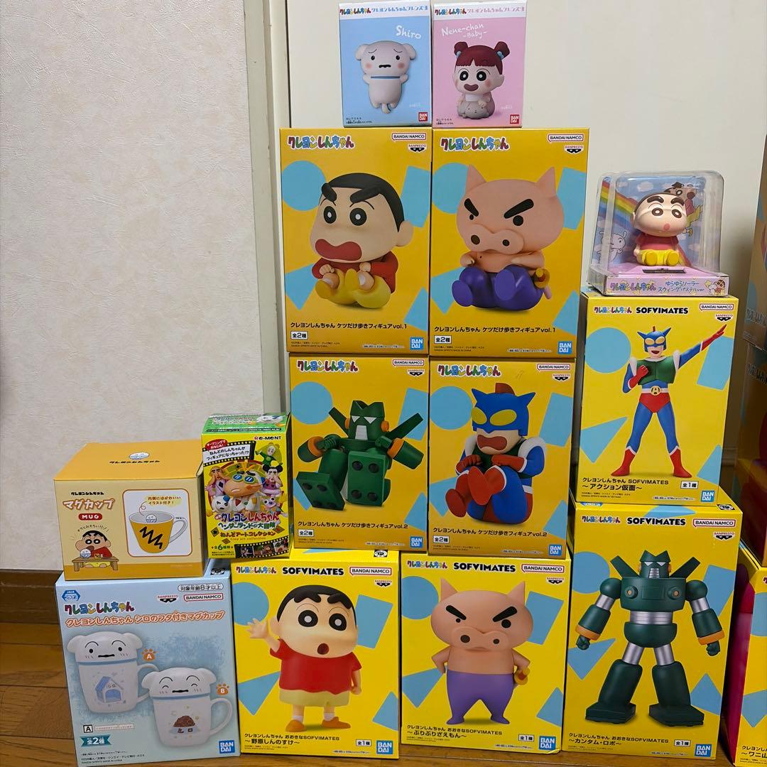 未開封　クレヨンしんちゃん　フィギュア　グッズ　23点まとめ売り