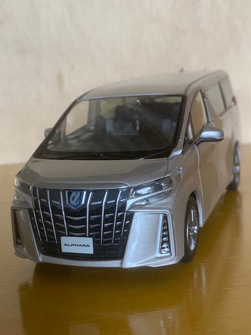 トヨタ ALPHARD