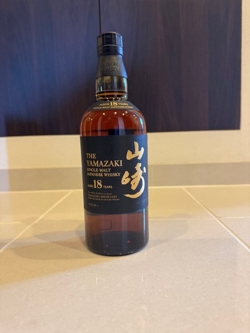 サントリー　山崎18年・700ml・新品未開封・箱付き