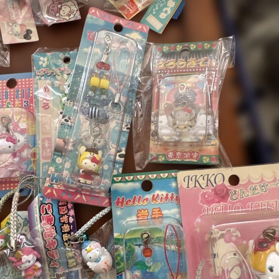 ご当地限定　ご当地キティ　ハローキティ ストラップセット 多数
