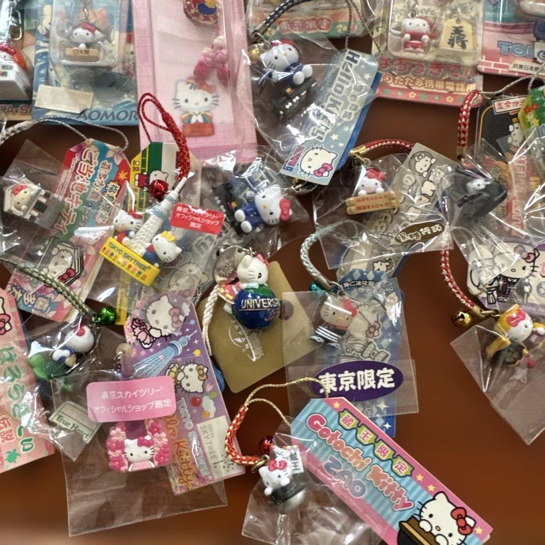 ご当地限定　ご当地キティ　ハローキティ ストラップセット 多数