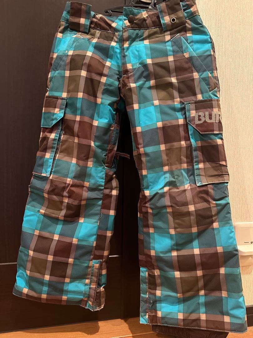 キッズ用BURTONウェアー 上下セットxsmall