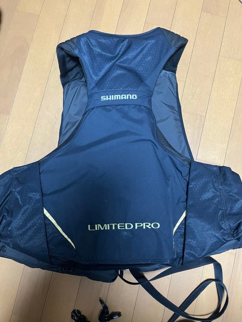 SHIMANO LIMITED PRO ライフジャケット ネイビー