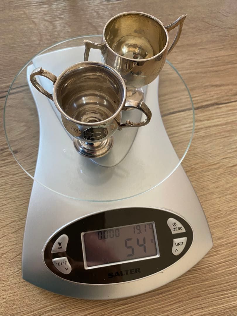 イギリス　シルバー　小トロフィー2個　アンティーク　ビンテージ　純銀