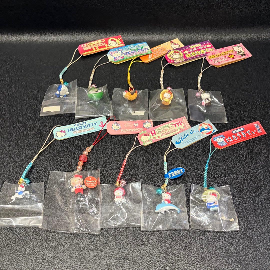【未使用品】ハローキティ　ご当地ストラップ　80点　まとめ売り！