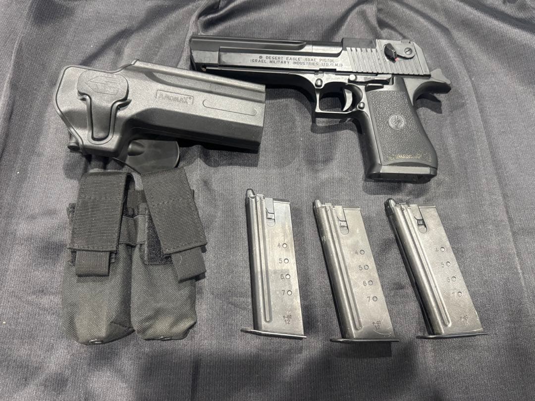 東京マルイ　デザートイーグル.50AE ガスブローバック　予備マガジン付