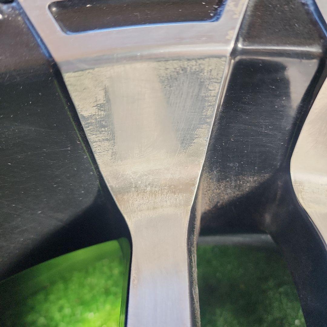 ２００系ハイエース　社外ホイール　4本　１８インチ