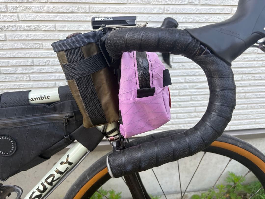 SWIFT INDUSTRIES　KESTREL ハンドルバーバッグ