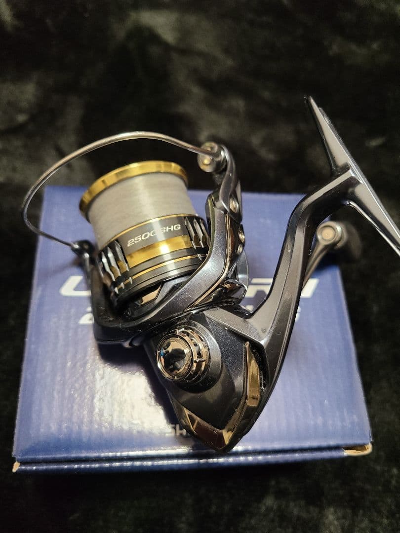 シマノ 21アルテグラ 2500SHG スピニングリール