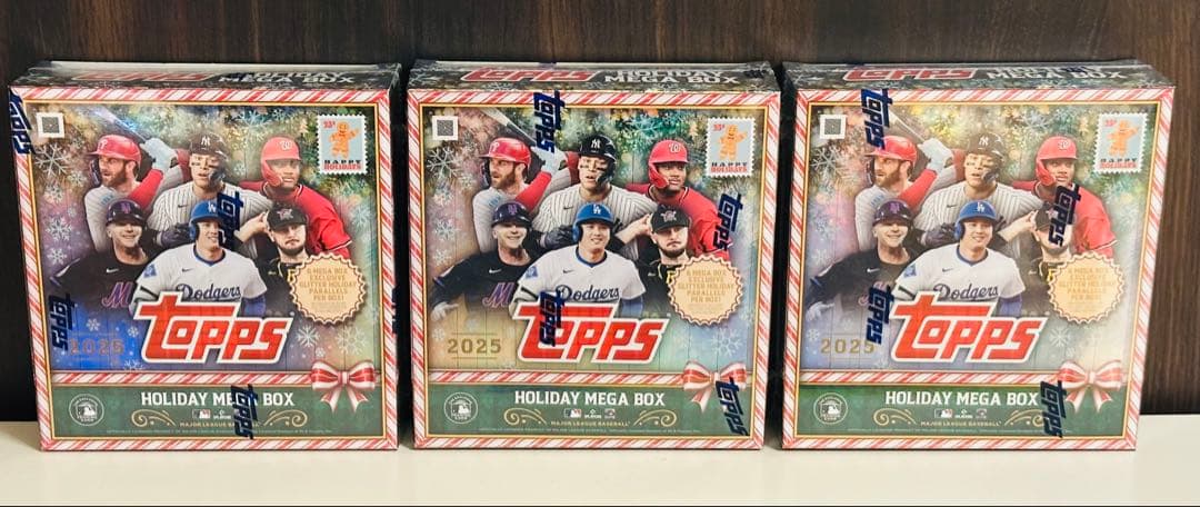 Topps 2025 Holiday Mega カード 3箱 シュリンク付き