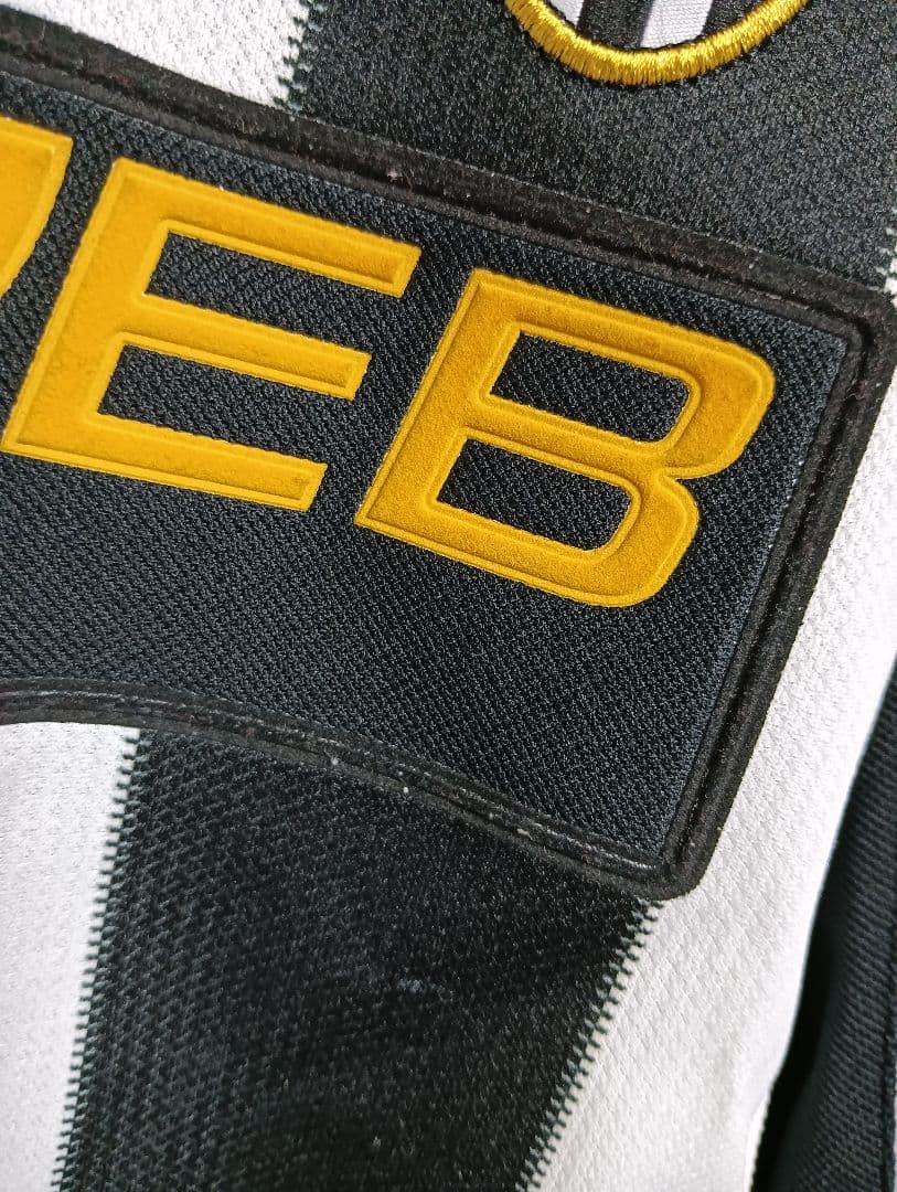 ロット ユベントス オーセンティックユニフォーム 02/03ホームM 紙タグ付き