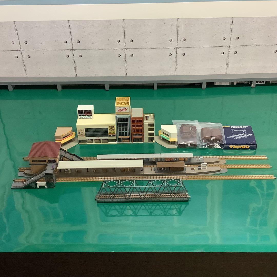 TOMIX Nゲージ 駅舎 プラットフォーム セット他＋ホキ800型2両セット