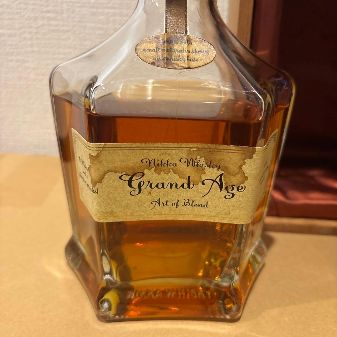 ニッカウイスキー　Grand Age グランドエイジ ウイスキー　木箱付　未開封