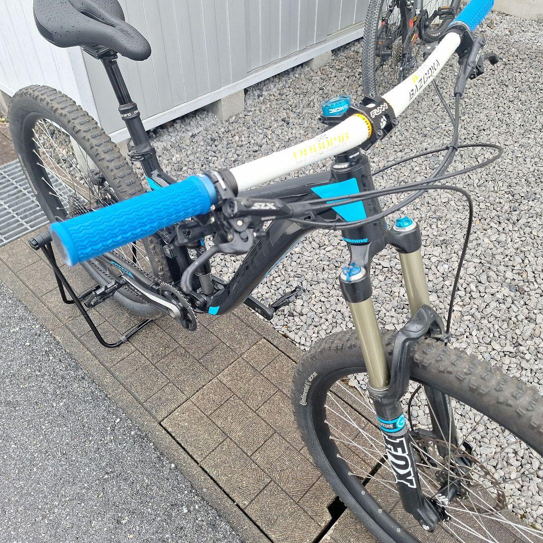 2015GIANT ALUXX SL FLUIDFORM マウンテンバイク