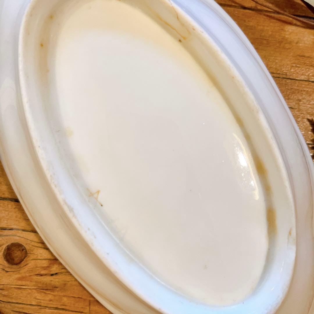 A パリ窯　グリーンラインが素敵なラヴィエ