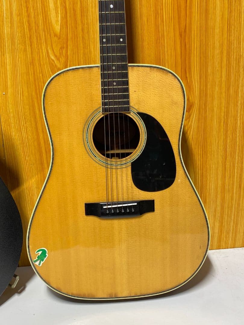 Morris W 25 アコースティックギター ハードケース付き