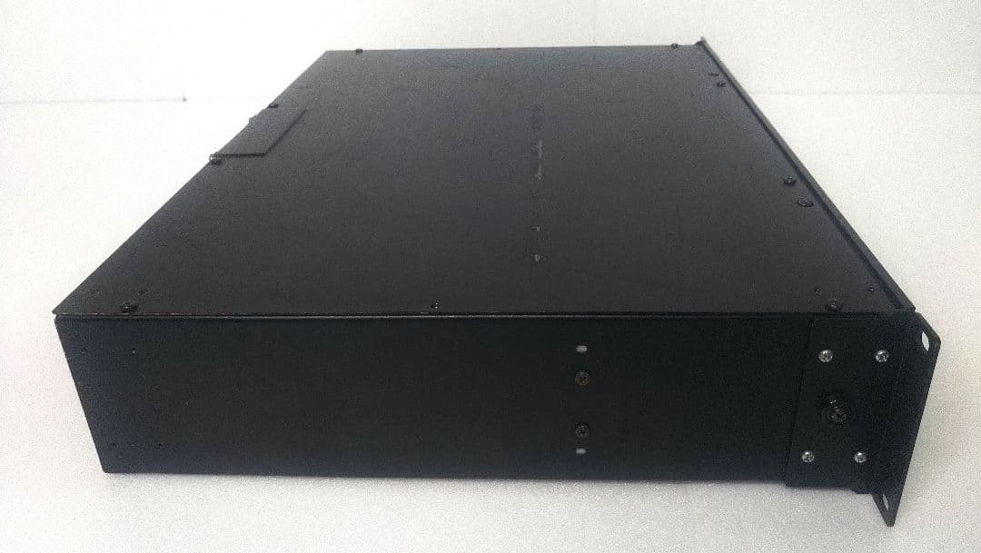 Hartke HA3500 　CLASSIC PRO 2Uラック付属