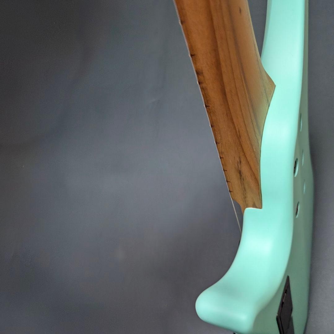 ヘッドレスベース Ibanez EHB1005MS（新品購入３ヶ月以内）