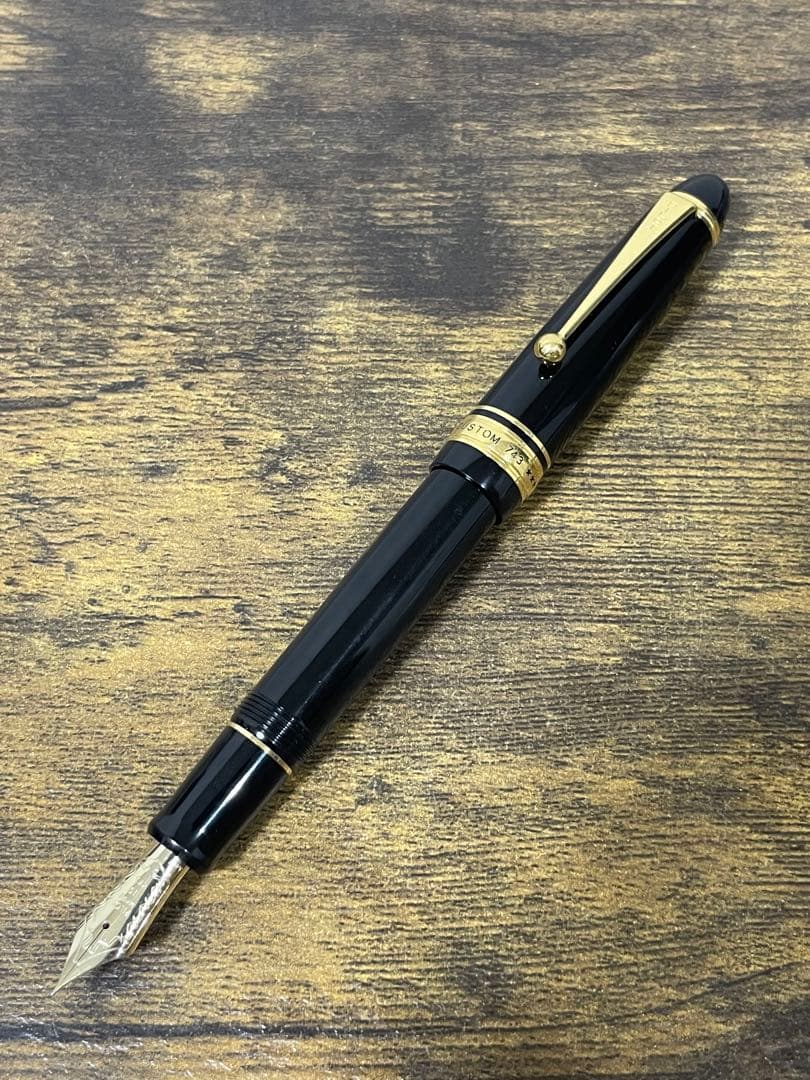 1997年製　15号　大型ニブ　カスタム　743 字幅F パイロット　万年筆