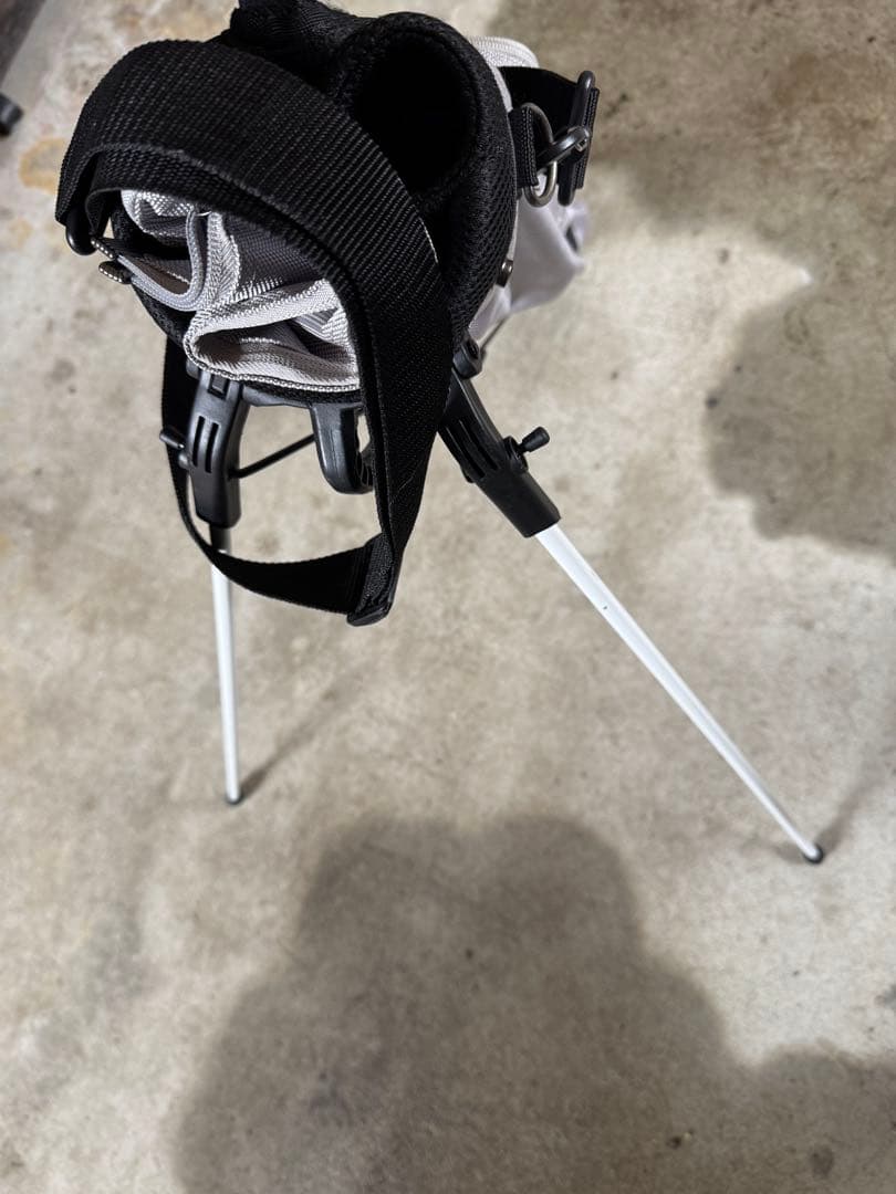 BEAMS GOLF グレー スタンドバック　じん