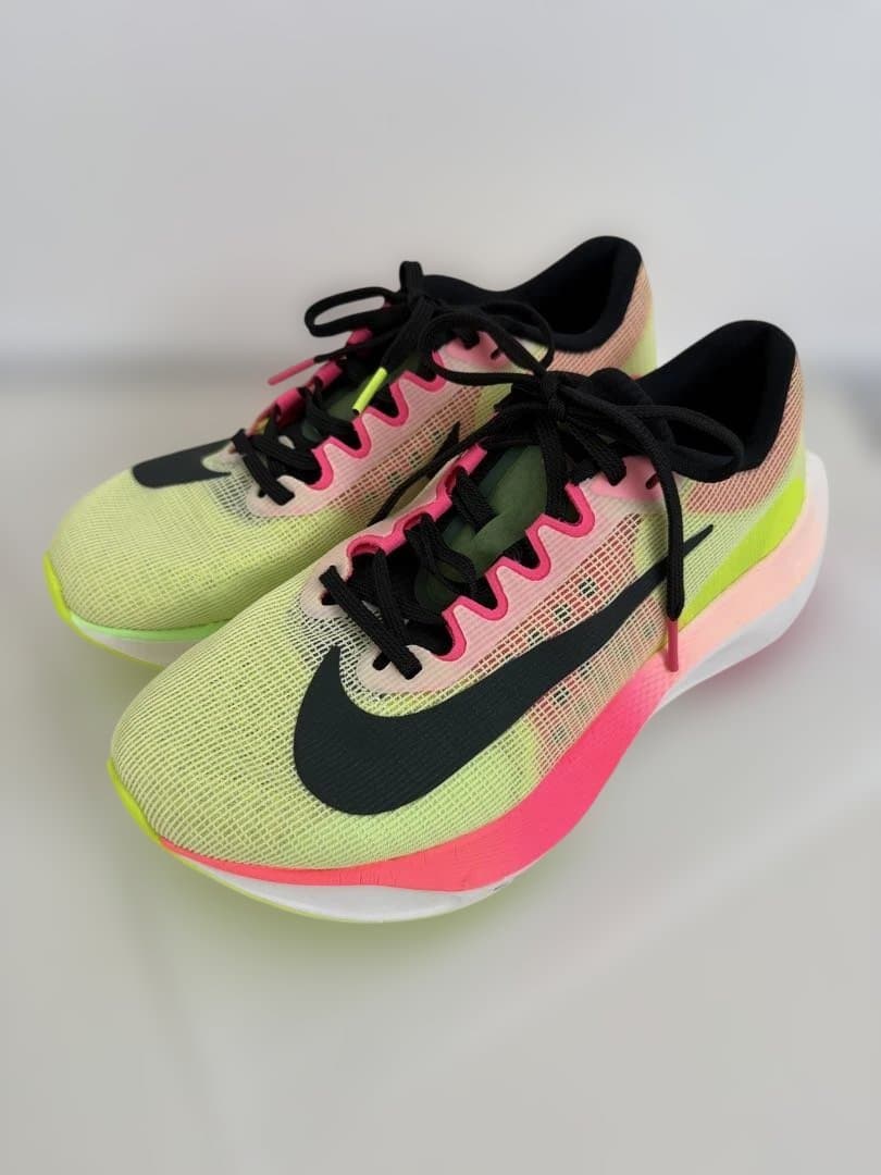 ナイキズームフライ　駅伝スニーカー