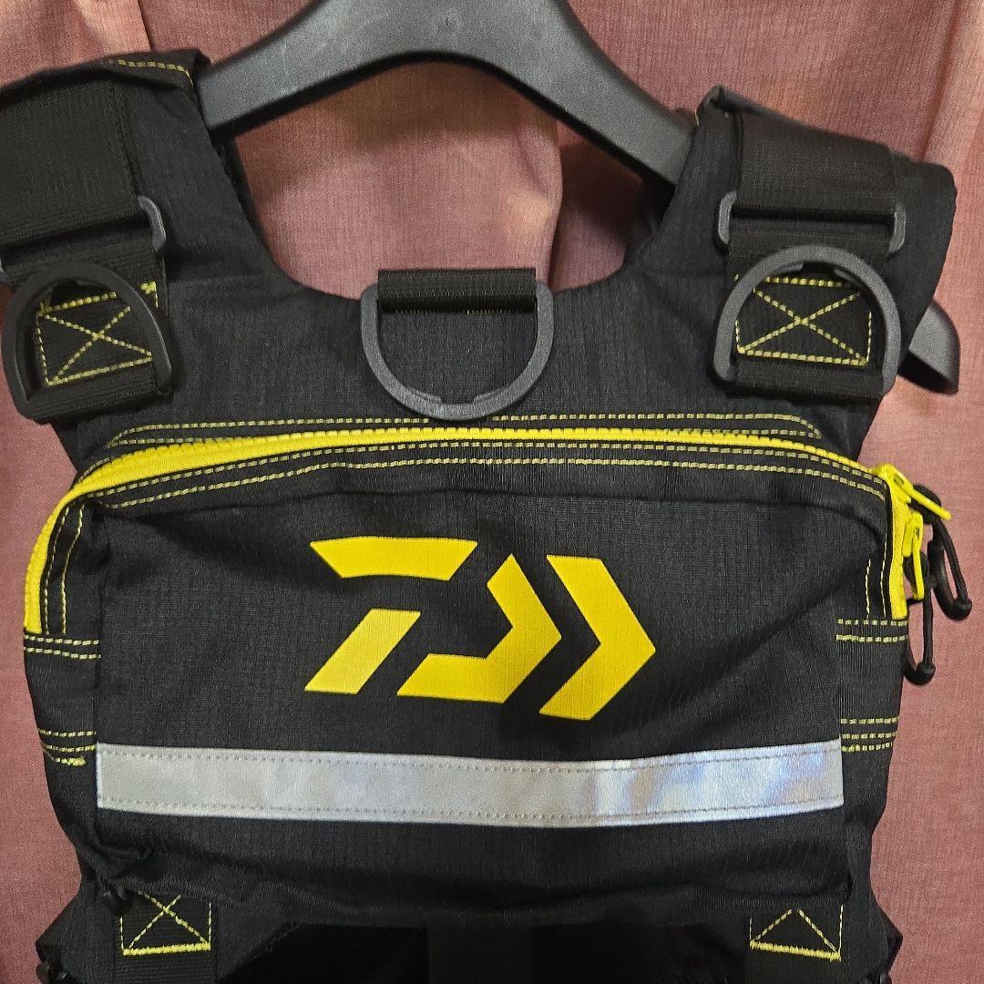 Daiwa　ベンチクールゲームベストⅢ　DF-6107