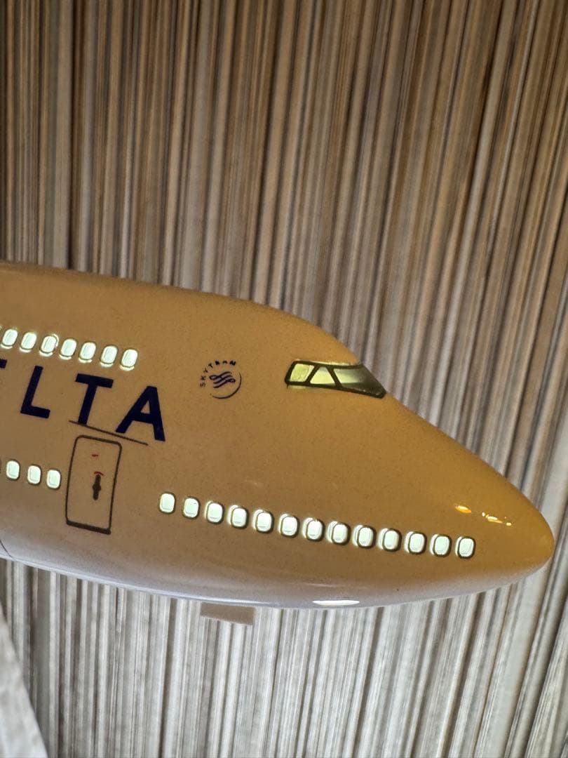 デルタ航空 B747 LED発光 1/160 DELTA モデル 46cm