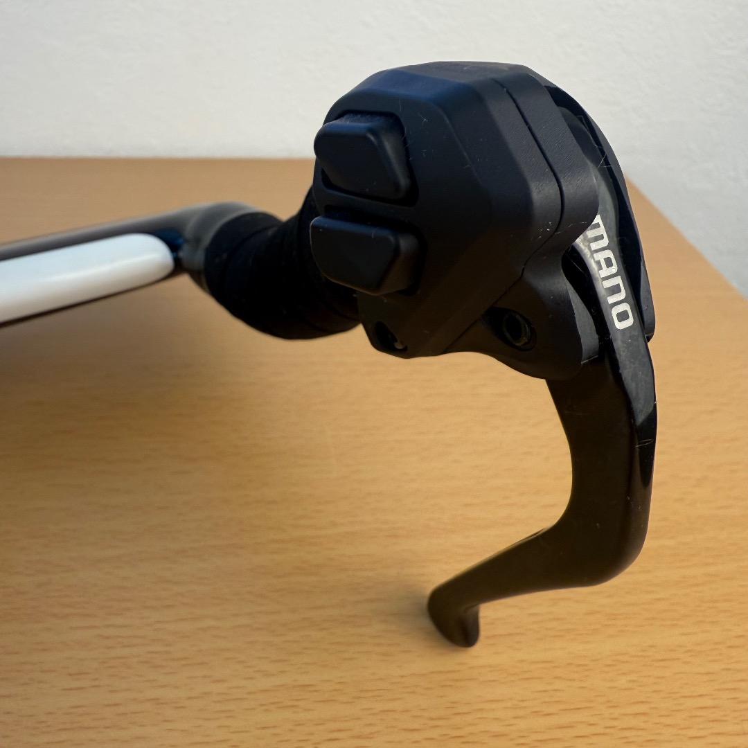 3T AURA カーボンDHハンドルバー＆Di2 電動変速 ブレーキレバーセット