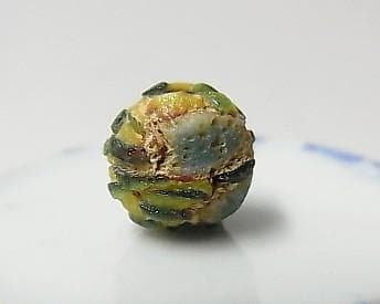 ★G2704★古代とんぼ玉 (A48) ローマ　美枯　ガラスビーズ　モザイク芯玉