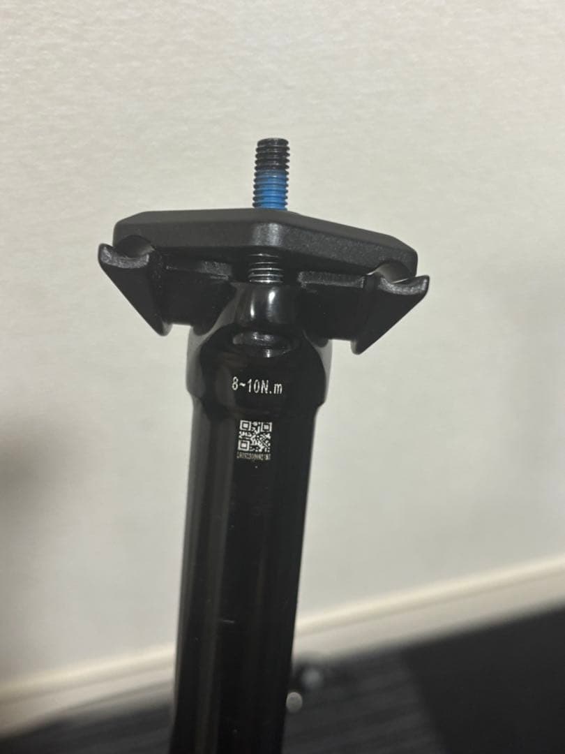 ascendドロッパーポスト 。125mmトラベル、直径31.6mm。