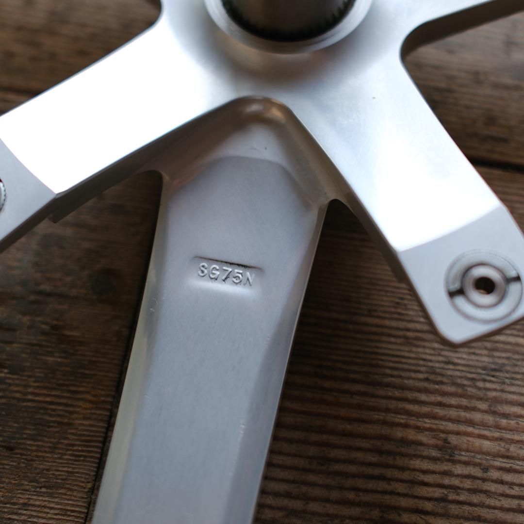 パーツ Sugino 75 DD