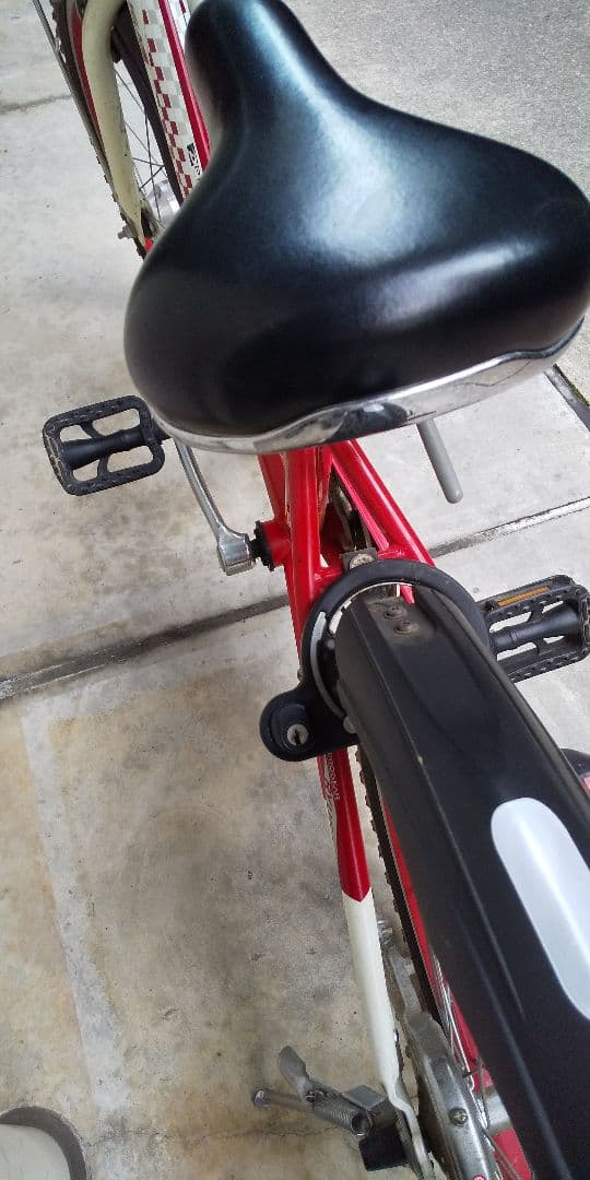 マウンテンバイク 赤と白 22インチ