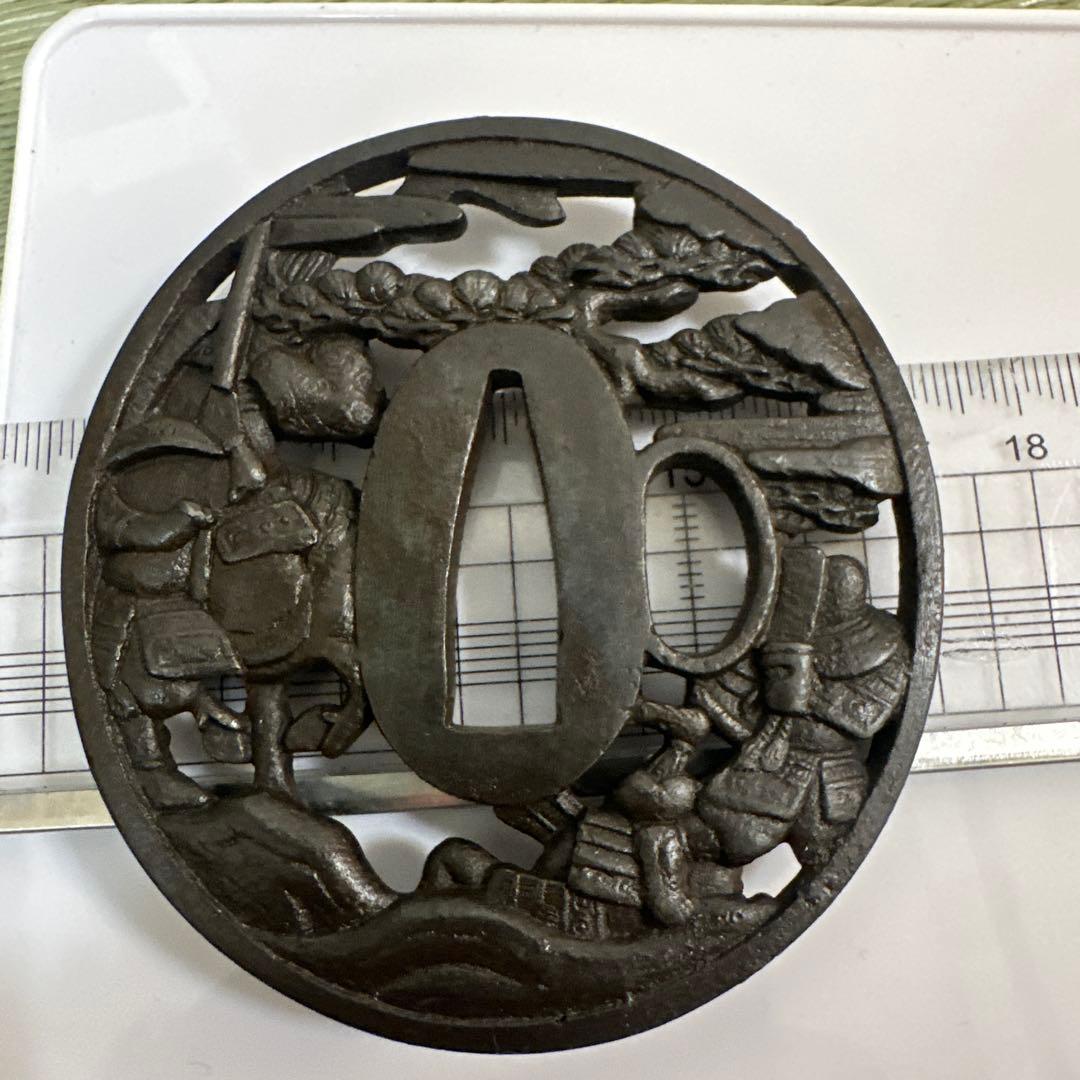 つば，鍔，武具，刀装具，日本刀，金工