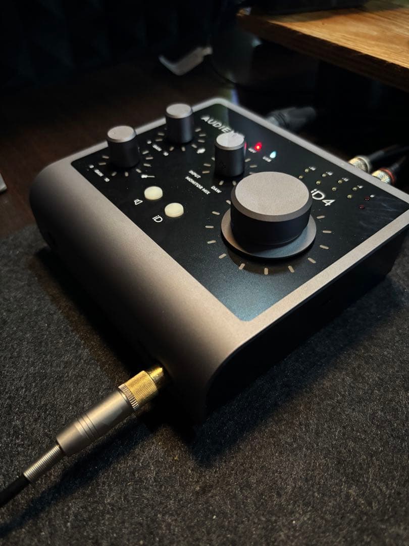 AUDIENT iD4mkⅡ オーディオインターフェイス