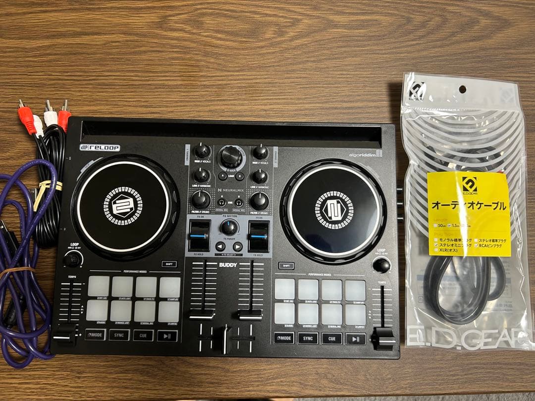reloop BUDDY DJコントローラー　オーディオケーブル付き