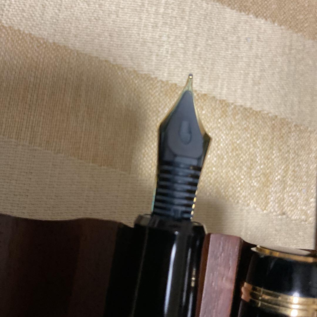 PILOTパイロット　CUSTOMカスタム845 漆　万年筆　Mニブ