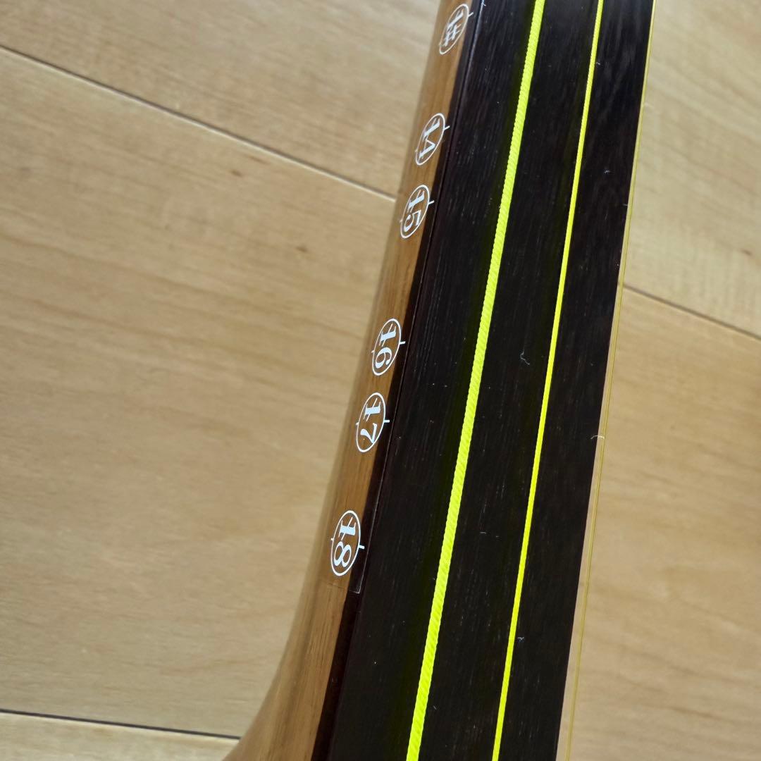 津軽三味線本体 バチ　ケース付き