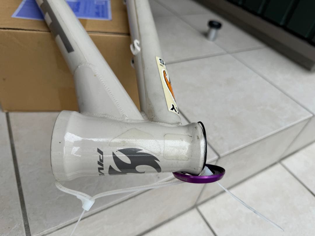 【最終12月末まで】PIVOT POINT V2 フレーム