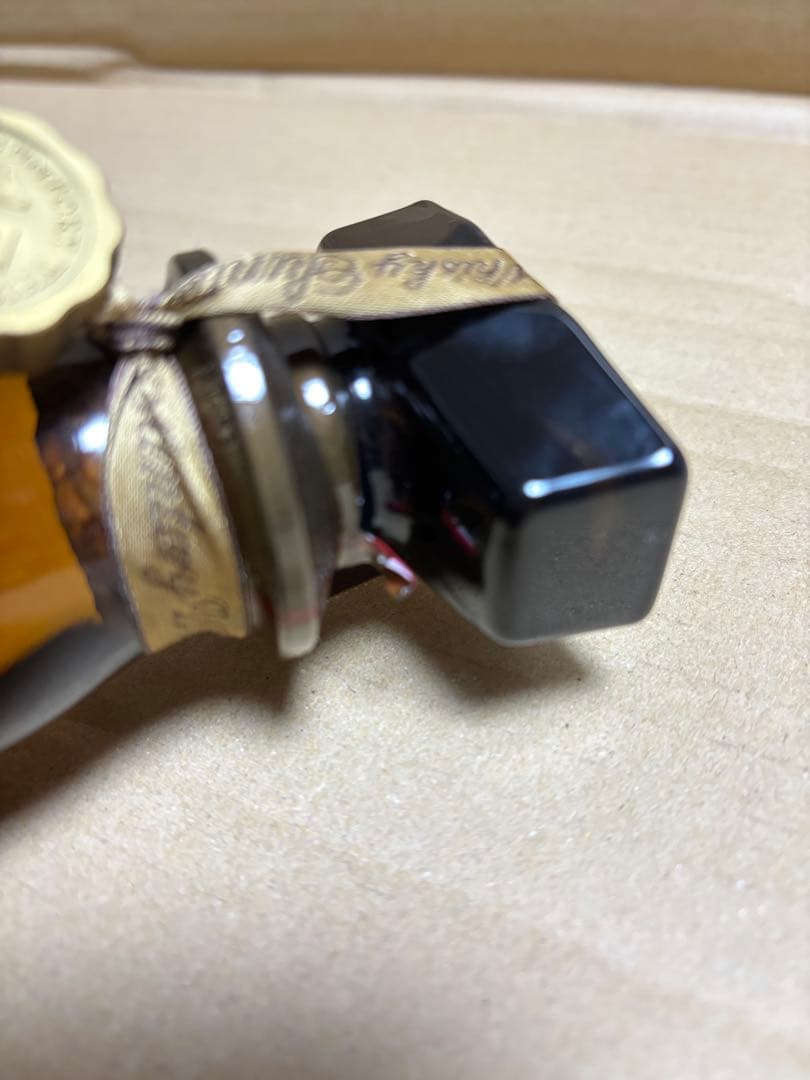 サントリーウイスキー　ローヤル15年　ゴールドラベル