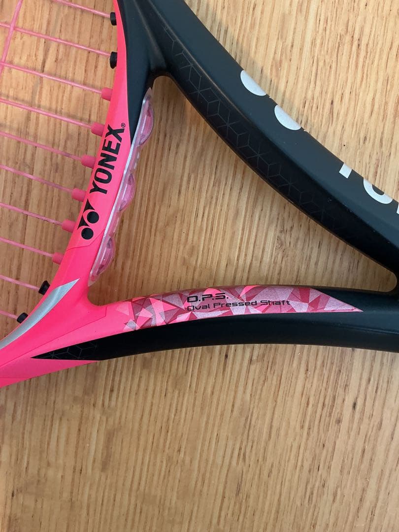 ⭐︎オシャレ＆かわいい！YONEX ヨネックスEZONE Lite 硬式用ラケット