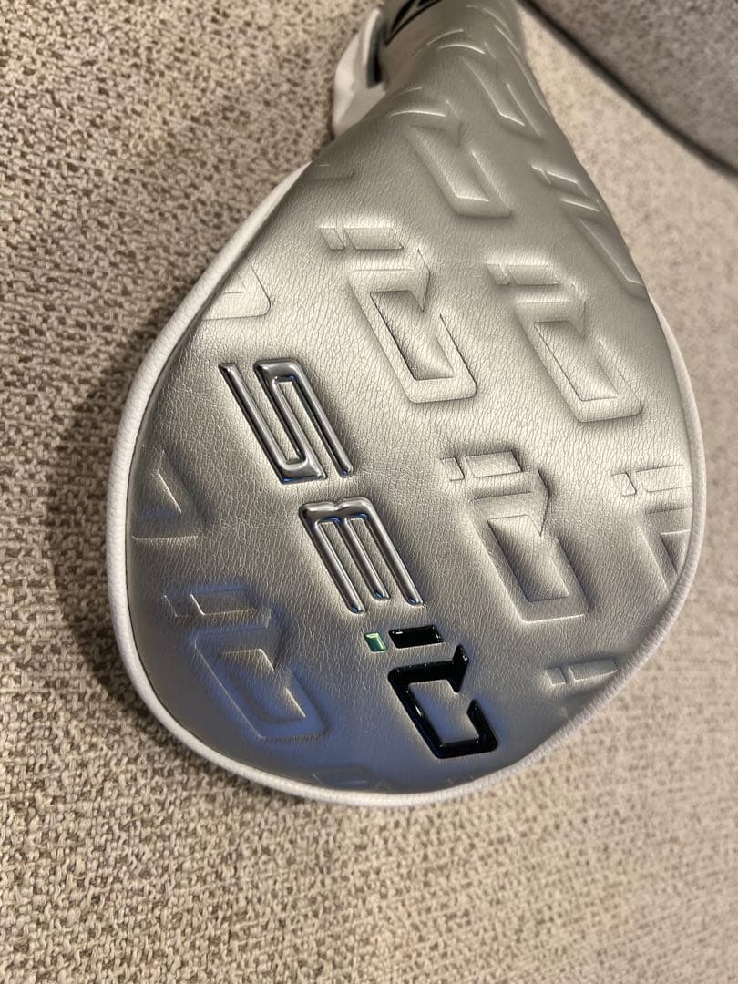 新品未使用　保証書付　Qi35 ドライバー　テーラーメイド　TaylorMade