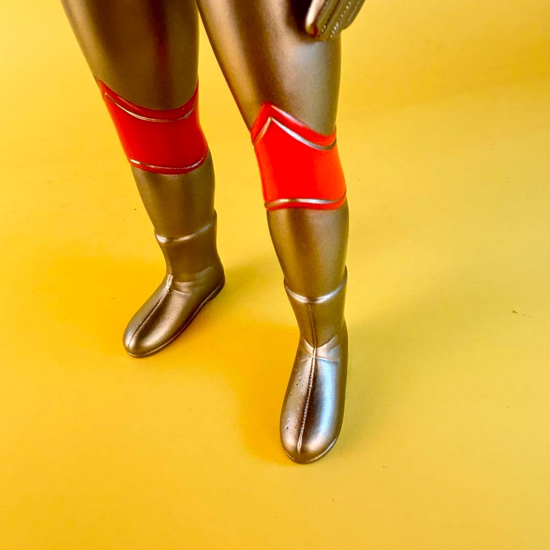 帰ってきたウルトラマン　面取れ　シルバー色　大　ソフビ　ブルマァク